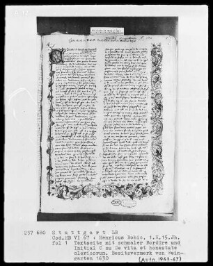 Henricus Bohic - Distinctiones in Libri Decretalium — Libri 1 et 2 — Initiale C und Bordüre, Folio 1recto
