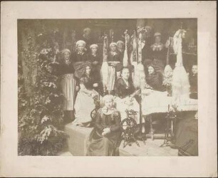 Schwarzwälder Tracht, Frauen und Männer.
