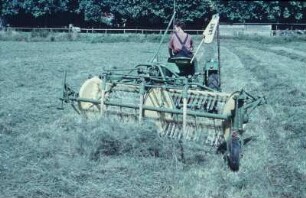 Fotografie: Futtererntetechnik, Werbegerät, Trommelwender, Schubrechwender