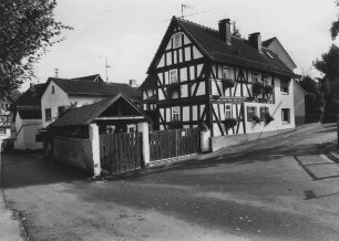 Waldsolms, Zum Backhaus 4