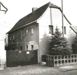 Böhlen-Großdeuben, Hauptstraße 20. Wohnhaus (1851/1900)