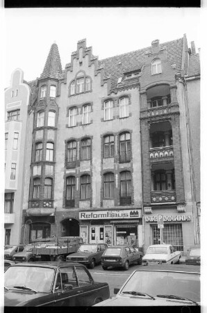 Kleinbildnegative: Mietshaus, Wielandstr. 23, 1982