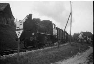 Lok 141, Hitzkofen, LP-Tafel ("Läuten und Pfeifen"), 20 km/h gibt es 2009 nicht mehr