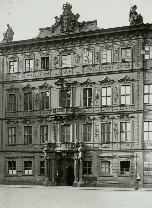 Taschenbergpalais