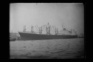 Westfalia (1964), Hapag.- Hamburg-Amerikanische Packetfahrt-Actien-Gesellschaft, Hamburg, Hapag-Lloyd AG, Hamburg