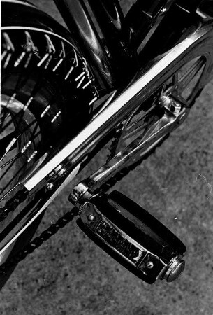 Vorschriftsmäßige Tretrückstrahler für Fahrradpedale.