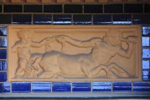 Terrakottareliefs — Kentaur und Putto