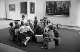 Bildbetrachtung für Kinder bei der Staatlichen Kunsthalle Karlsruhe.