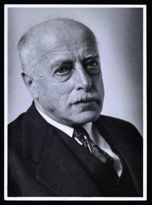 Laue, Max von