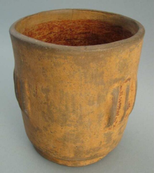 Clay vessel