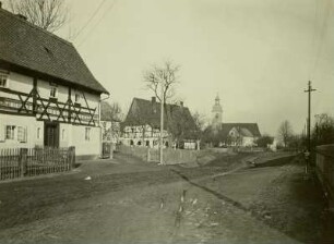 Zittauer Gebirge : Kleinschönau (Sieniawka/Polen). Dorfstraße