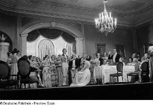 Szenen aus der Oper "Eugen Onegin" von Pjotr Iljitsch Tschaikowski in der Deutschen Staatsoper