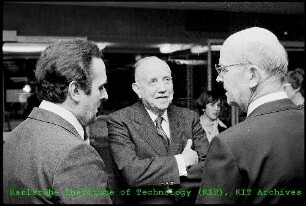 Feierlichkeiten anlässlich der Verabschiedung von Prof. Karl Wirtz (Leiter des Instituts für Neutronenphysik und Reaktortechnik (INR)) in der Schule für Kerntechnik (SKT)