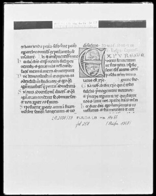 Vollbrevier — Initiale E, Folio 258recto