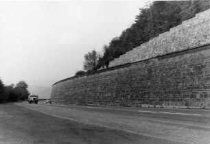 Stützmauerbau am Aichelberg