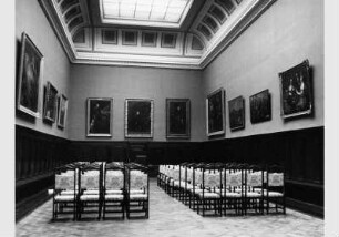 Blick in den Gobelin-Saal des Bode-Museums