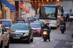 Monte Carlo - Verkehrsstau : Verstopfte Strassen zu jeder Tageszeit im Fürstentum Monaco. 2006