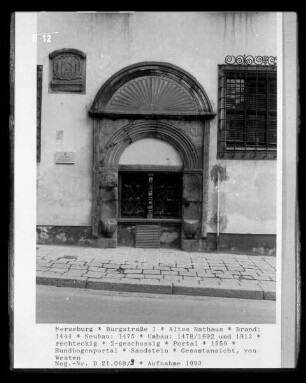 Altes Rathaus — Portal