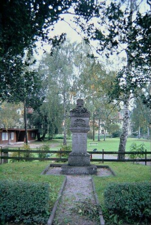 Kriegerdenkmal 1. WK an der Ortsstraße Richtung Kuranlage