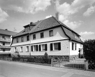 Doppelwohnhäuser; Lauterbach, Schulstraße 13, Schulstraße 23, Schulstraße 21, Schulstraße 15