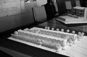 Bau von 66 Eigentumswohnungen in der Feldlage Oberreut östlich der Otto-Wels-Straße durch die Volkswohnung GmbH
