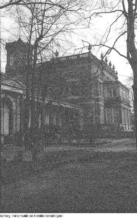 Dresden, Dresdner Klub, Einweihungsveranstaltung, Veranstaltung mit dem Schriftsteller Anton Zischka, Außenansichten des Klubgebäudes, dem Lingnerschloss, März 1957