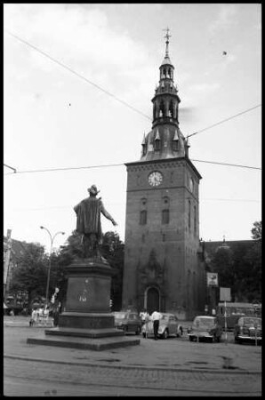 Oslo: Oslo Domkirche, vom Stortorvet