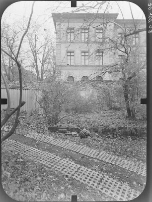 Zittau, Theaterring 3. Pestalozzischule (1866). Seitenrisalit
