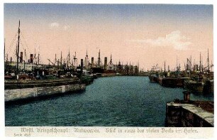 Serie Nr. 45/6: Westl. Kriegsschaupl.: Antwerpen. Blick in eines der vielen Docks im Hafen.
