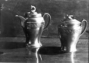 Zwei Zinngefäße (wohl 1801/1900)