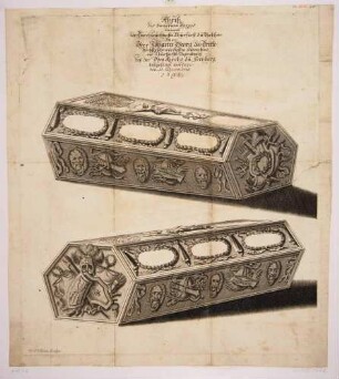 Zwei Ansichten des Zinnsarges für Kurfürst Johann Georg III. von Sachsen (1647-1691), beigesetzt am 11. Dezember 1691 in der Fürstlichen Begräbniskapelle der Albertiner im Dom zu Freiberg