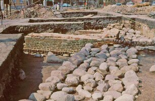 Kloster Reinbek: Ausgrabung: Fundament