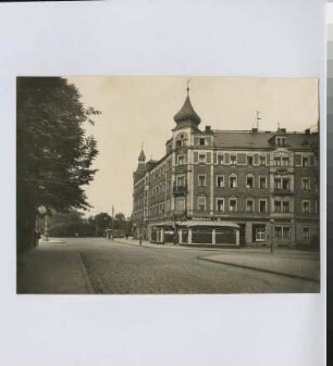 Wohn- und Geschäftshaus mit Conditorei und Café Müller