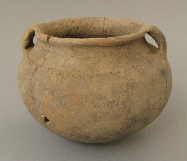 Clay vessel