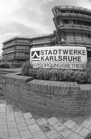Versorgungsbetriebe/Stadtwerke Karlsruhe in der Daxlander Straße 72. Planungen für die Errichtung eines Erweiterungsbaus an der Ostseite des Gebäudes