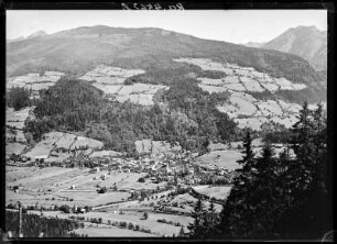 Österreich, Schladming. Blick auf den Ort von der Ramsau