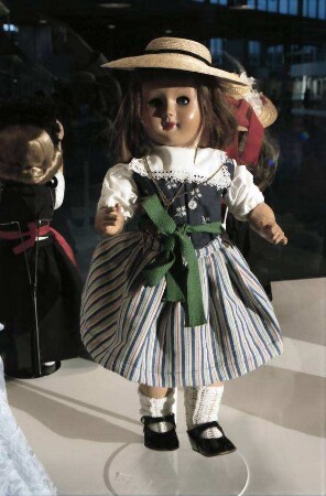 Basel: Kinderspielzeug, alte Puppen