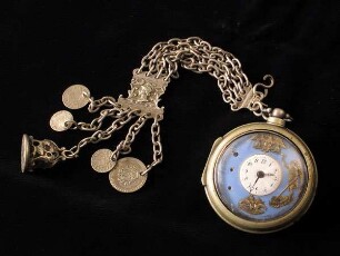 Uhr mit Uhrenkette (Taschenuhr an Uhrenkette)