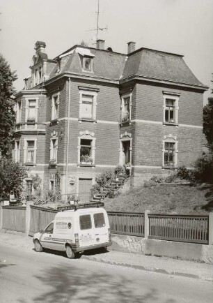 Markneukirchen, Villa : Markneukirchen (Vogtlandkreis), Villa, Pestalozzistraße 23, Straßenansicht mit Eingang