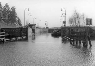 Schleusen am Elbe-Lübeck-Kanal