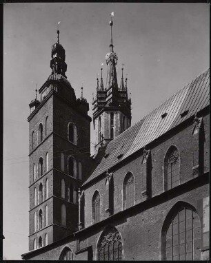Marienkirche, Krakau: Oberteil der Westtürme von Südosten