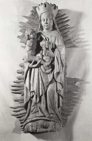 Madonna im Strahlenkranz