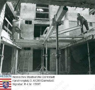 Darmstadt, Ausbau des ehemaligen Mollertheaters zum Haus der Geschichte / entkernter Innenbereich
