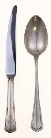 Dessertmesser und -löffel, 2002.B.128 a-b
