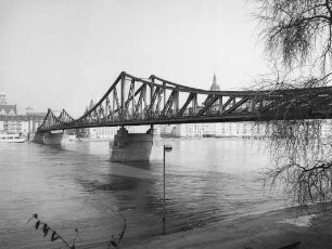 Eiserner Steg - Brücke; Frankfurt, Eiserner Steg