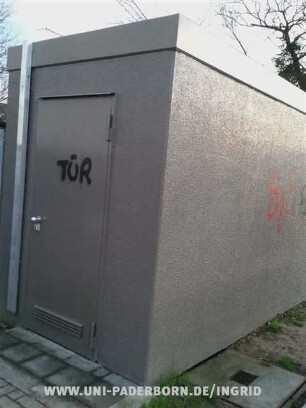 TÜR