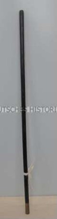 Fahnenstange zu Fahne der Pionierorganisation "Ernst Thälmann"