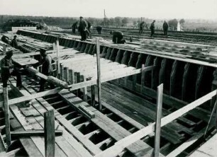 Reichsautobahn-Brücke über der Seeve, Deutschland, 1937-1938