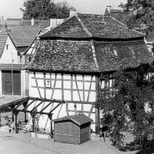 Flörsheim, Hauptstraße 24