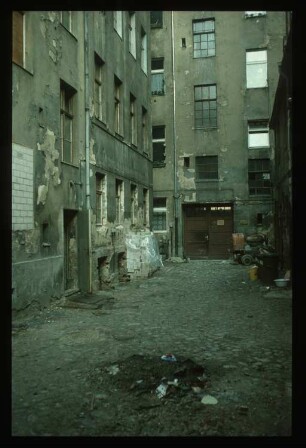Diapositiv: Naunynstr. 52, 1982